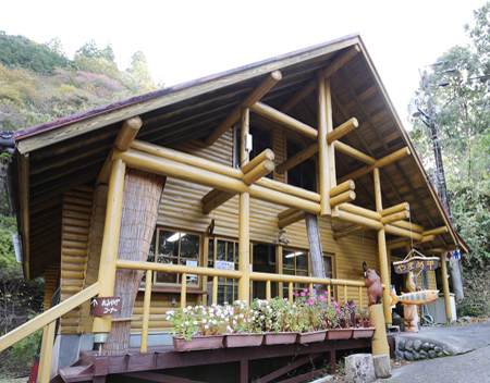 やまめ平の玄関口